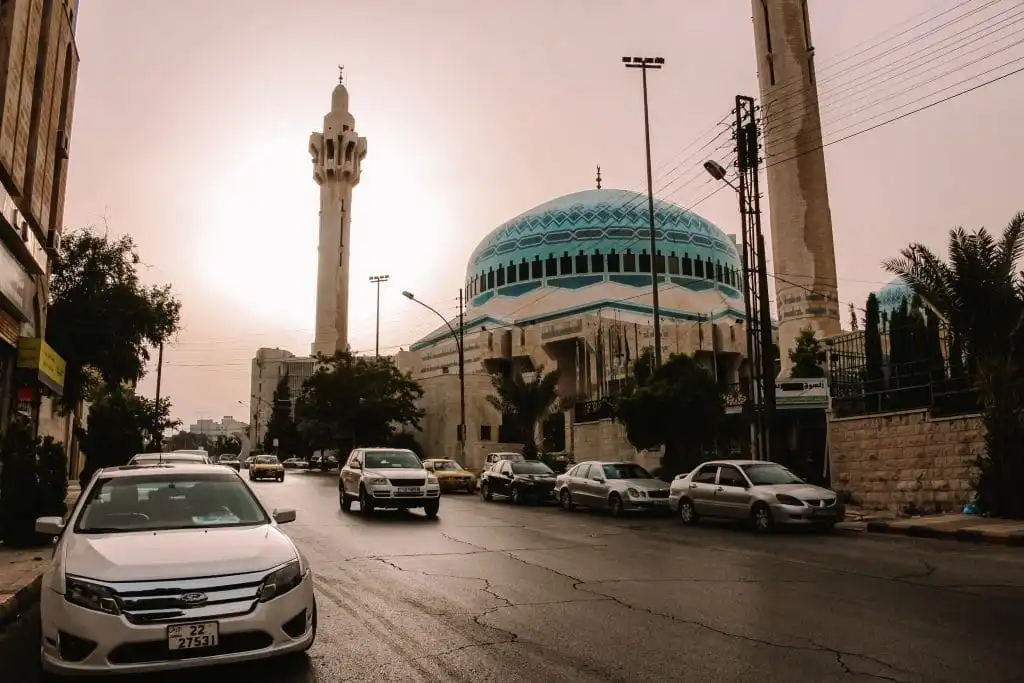 The Smart Traveler’s Guide to Getting Around Amman and Beyond