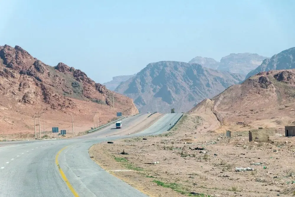 Exploring Amman by Car: The Ultimate Guide to Driving Through Jordan’s Capital